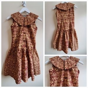 Vintage Bali wide collared adorable brown print, Size 8